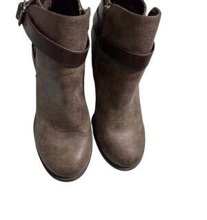 Soda block heeled booties size 8